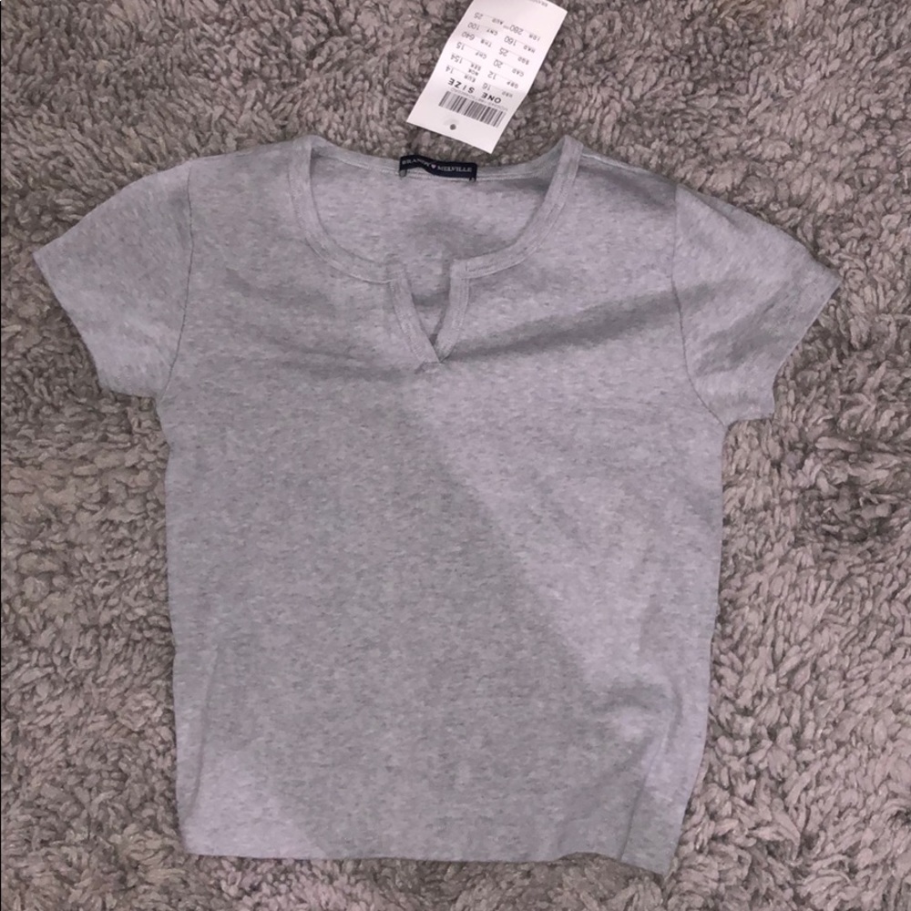 brandy melville gray ashlyn top (sold on curtsy)